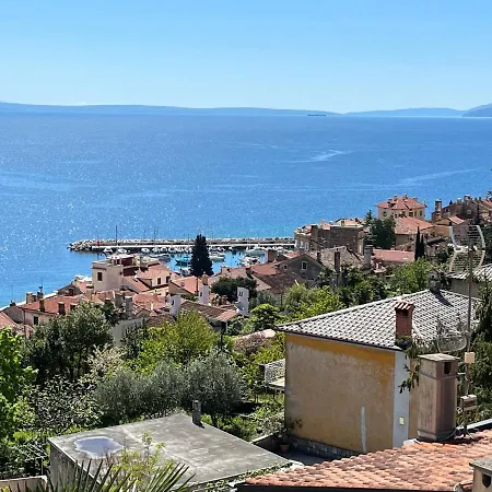 Panoramic Seaview Apartment *